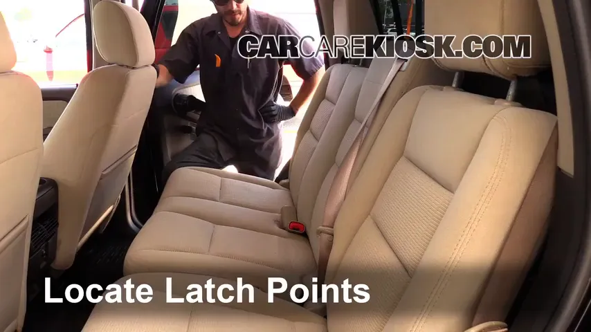 2008 Ford Explorer Sport Trac XLT 4.0L V6 Car Seats Install